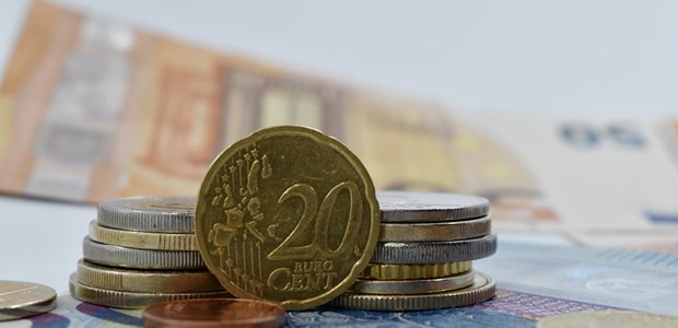 Πριν από τα Χριστούγεννα το βοήθημα των 250 ευρώ